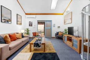 22 Cottesloe - 1bdr Beach - With Wifi, Perth